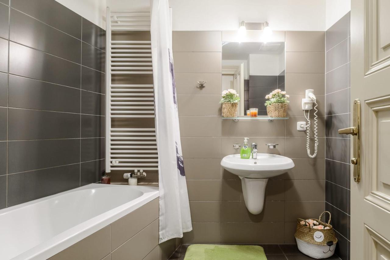 Cozy Apartment Near Stefanikuv Most Prague Exterior photo