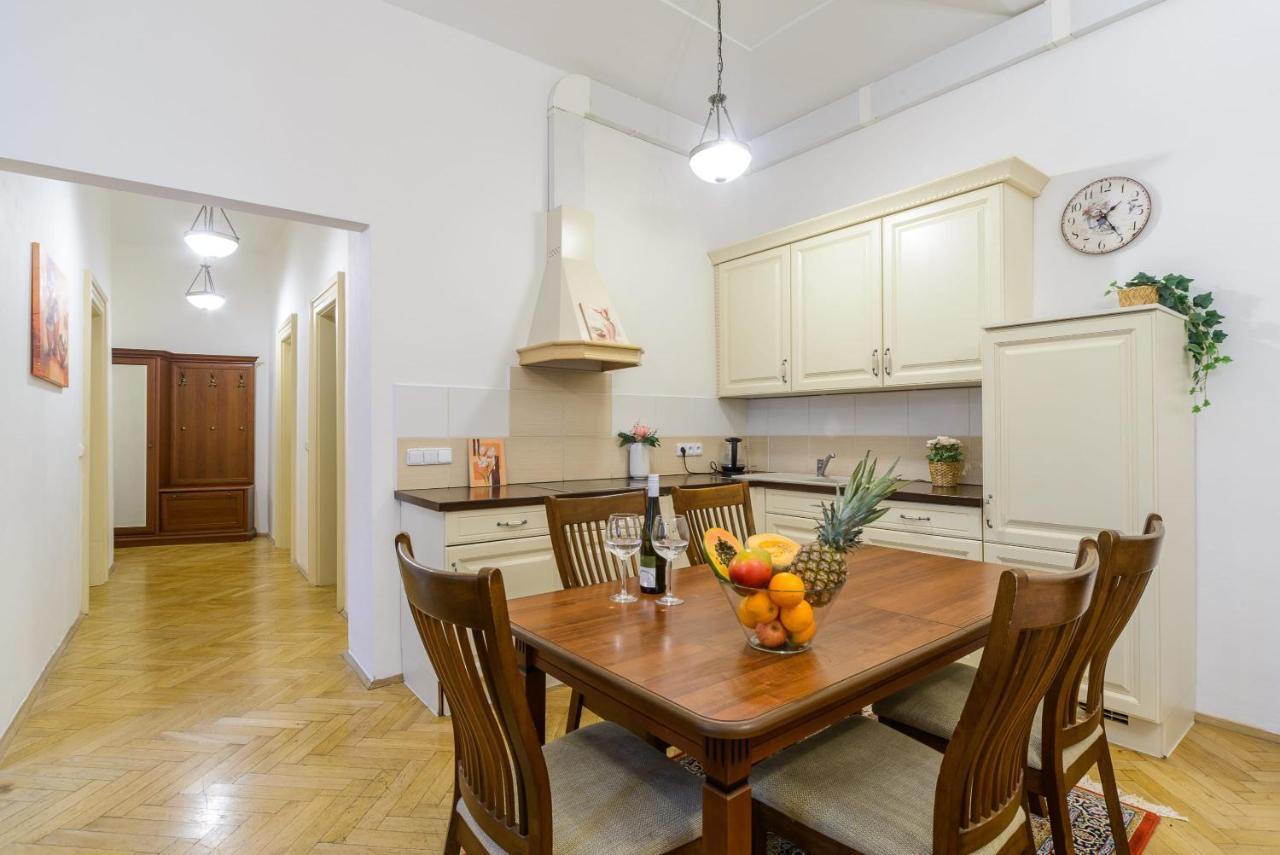 Cozy Apartment Near Stefanikuv Most Prague Exterior photo